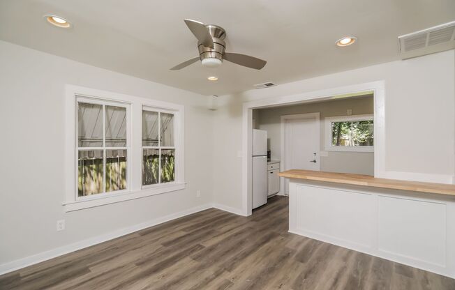 1 bedroom / 1 bath ~ Just Renovated & Move-In Ready!