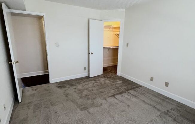 2 beds, 2 baths, 1,037 sqft, $1,900, Unit 1003 C #3B