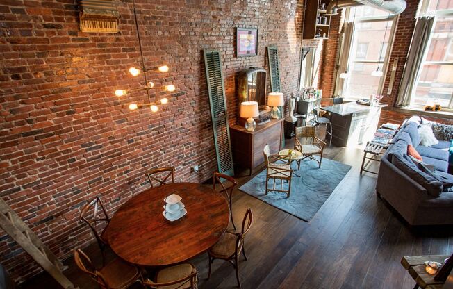 One of a Kind Furnished Condo in the Heart of Downtown Nashville's Historic Printer's Alley $2950 per month