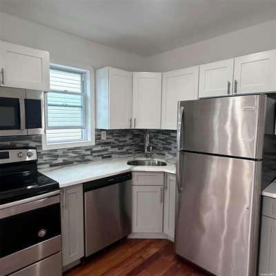 2 beds, 1 bath, 608 sqft, $2,400, Unit 2