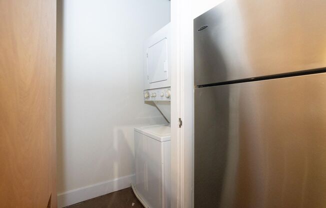 2 beds, 2 baths, 900 sqft, $1,840, Unit 108