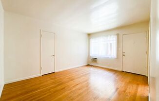 1 bed, 1 bath, $1,325, Unit 16