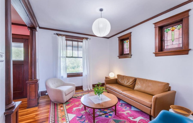 4984 NEOSHO ST