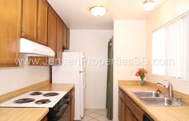 1 Bed, 1 Bath Condo w/ Parking, Utilities, Community Pool