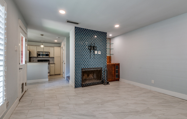 3935 BUENA VISTA ST