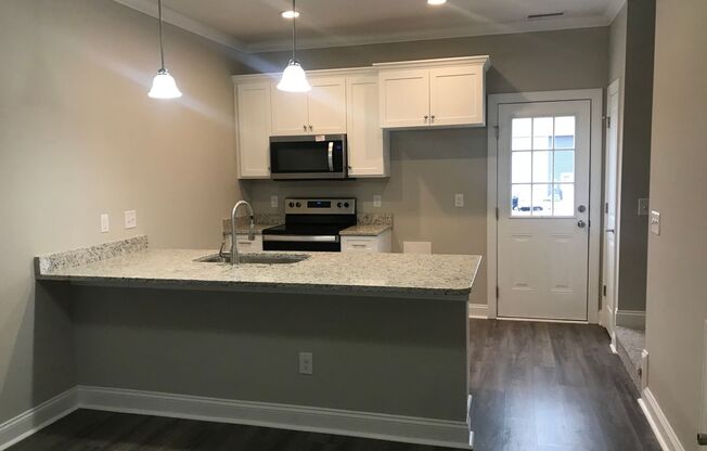 3 Bedroom Townhome in Hickory
