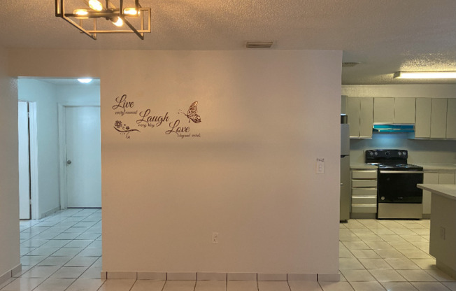4782 NW FLAGLER TER