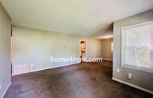 Cozy, Ranch Style Home w/ Stainless Steel Appliances and a Fenced Yard!