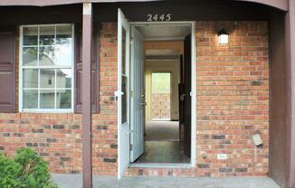 2 beds, 2.5 baths, $1,250