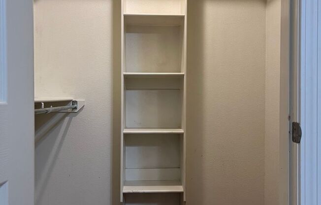 3 beds, 2 baths, $1,195