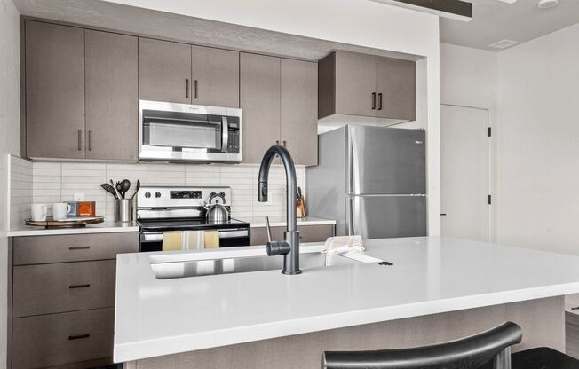 1 bed, 1 bath, 673 sqft, $1,649, Unit 105