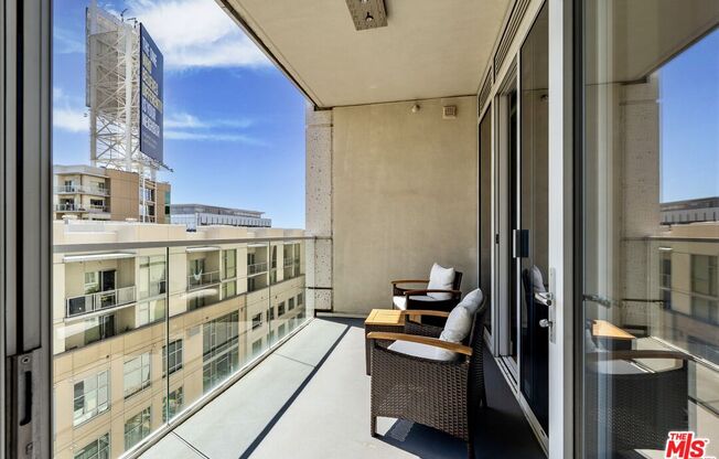 2 beds, 3 baths, 1,600 sqft, $6,800, Unit 9I