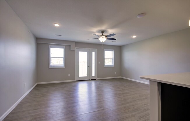 3 beds, 2 baths, 1,502 sqft, $1,975, Unit 1204-201