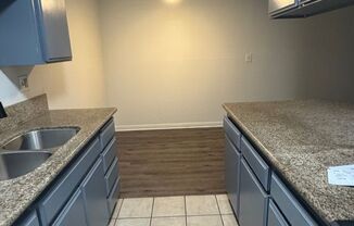 1 bed, 1 bath, 550 sqft, $1,825, Unit 5