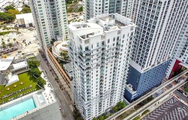 2 beds, 2 baths, $3,500, Unit # 1701