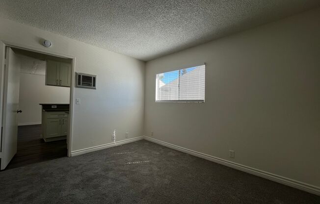 1 bed, 1 bath, 550 sqft, $1,895