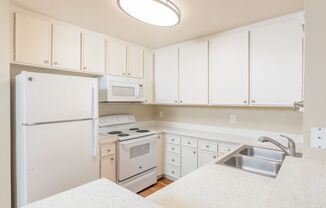 1 bed, 1 bath, 555 sqft, $1,795, Unit 49