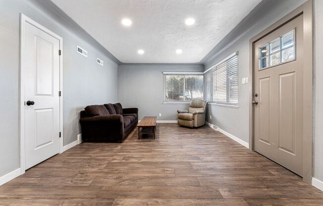 Updated Townhome in NE Park Hill!