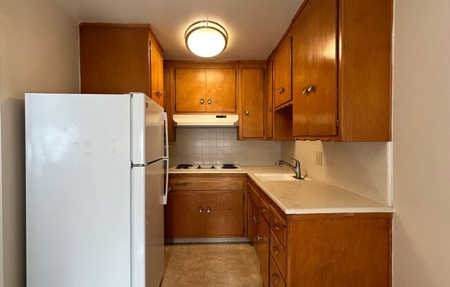G Street - 2321 G St.