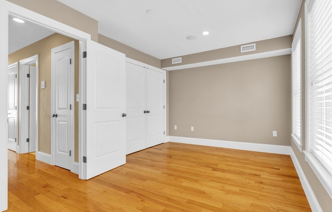 83 DRESSER ST