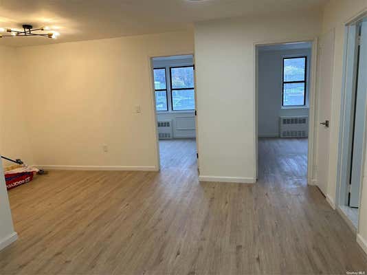 2 beds, 1 bath, 700 sqft, $2,600, Unit 1G