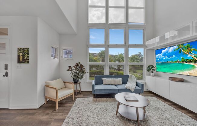 Spacious Upcountry Makawao Townhome | 2BR + Loft | Ocean Views