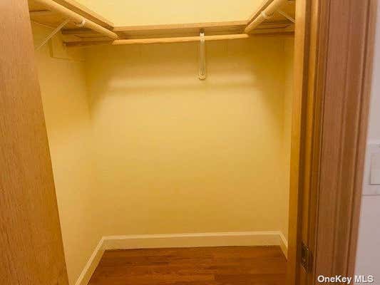 2 beds, 3 baths, 2,100 sqft, $4,000