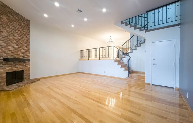 Spacious Remodeled 2BR Town-Home in Prime Sherman Oaks!