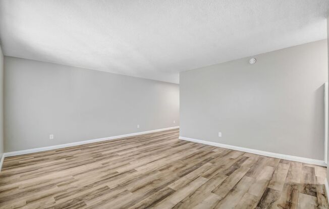 1 bed, 1 bath, 645 sqft, $1,450, Unit A-14