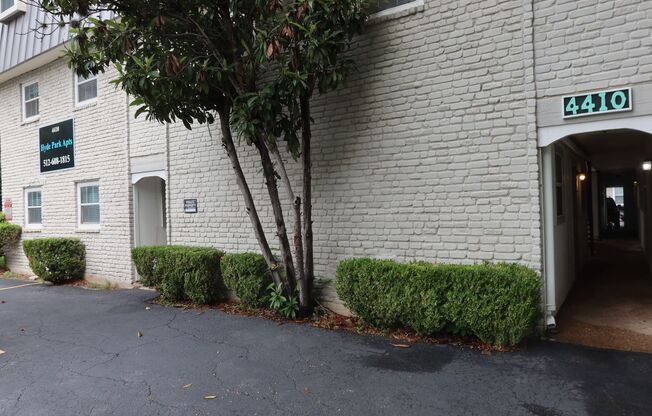 Hyde Park Apartments