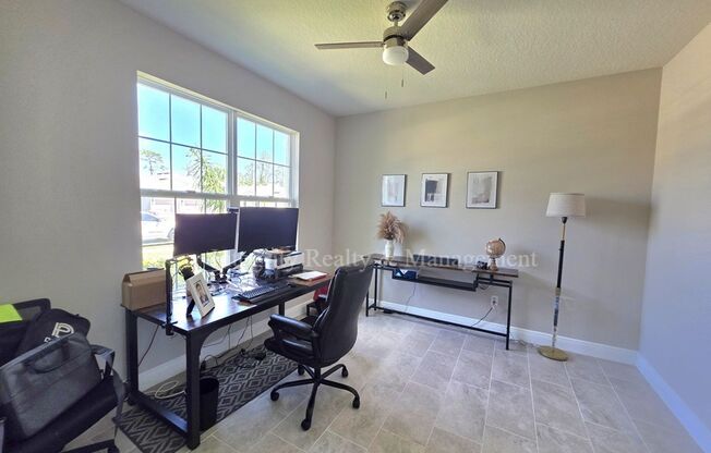 4 Bed/3.5 Bath, 3,275 Sqft - 23216 Pachino Way Lutz, FL 33549