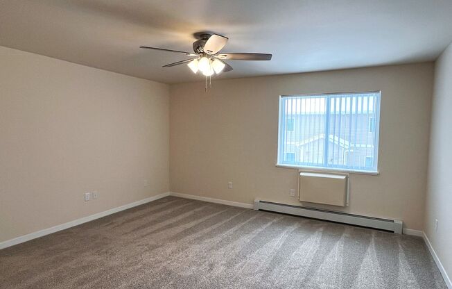 2 beds, 1.5 baths, 1,360 sqft, $1,675, Unit AT 709-35