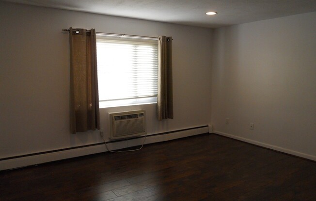 68 BRYON RD
