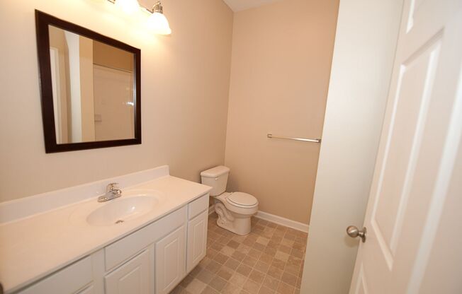 2 beds, 2 baths, 1,090 sqft, $1,875, Unit 402