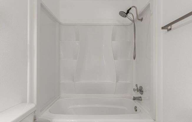 1 bed, 1 bath, 650 sqft, $1,125, Unit 201