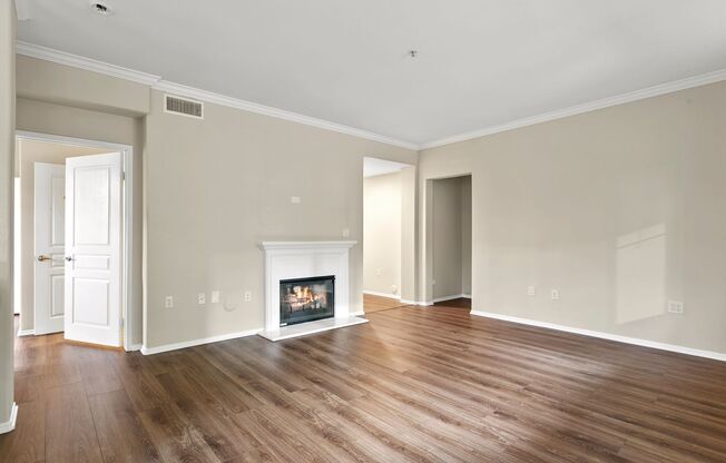 Irvine 2 Bed, 2 Bath With Amenities!!
