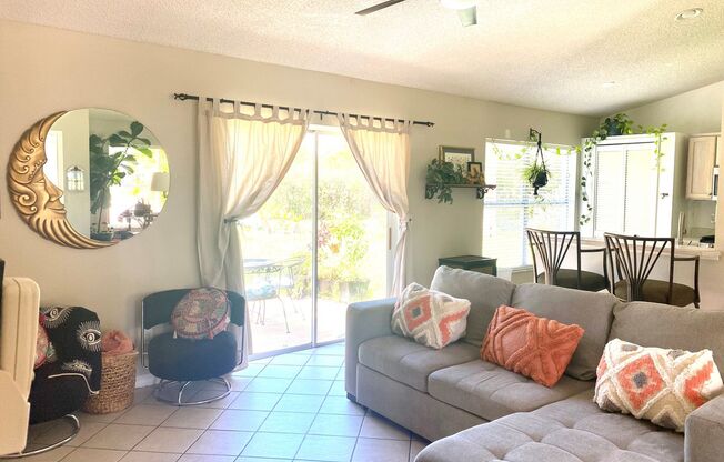 Charming 2/2 Rental Clermont!