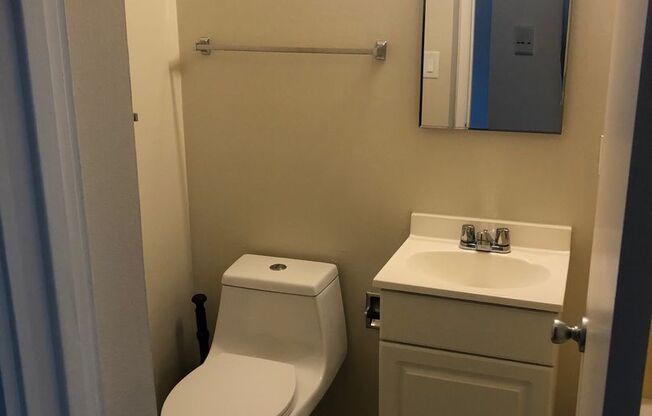 Studio, 1 bath, 378 sqft, $2,295, Unit 36