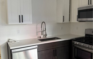 Studio, 1 bath, 450 sqft, $1,650, Unit 100