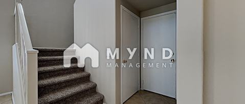 2121 N 29 PL