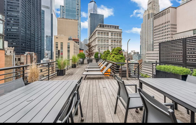 71 NASSAU ST