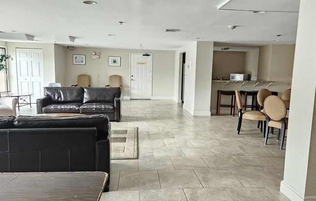 2 beds, 2 baths, 1,098 sqft, $3,000, Unit 416