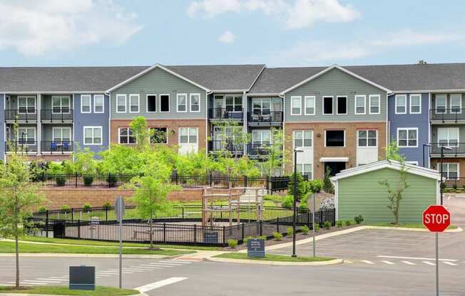 Whetstone Flats Apartments in Nashville, TN