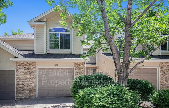 9021 W PHILLIPS DR