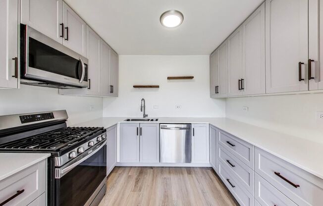 600 S York Street, Unit 3D, Elmhurst, IL   60126