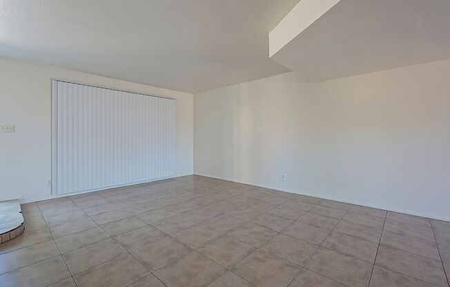 3 bedroom townhome in Glendale