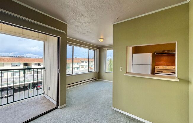 Affordable 2bed/2bath Condo Close to Everything