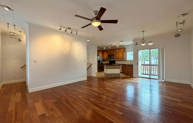 1402 Parker Lane