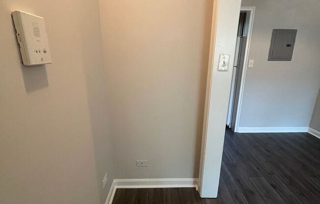 Arlington/Ballston Area - 212 N George Mason Drive - $1,895.00