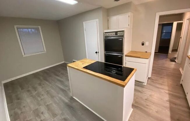4610-4616 E Linwood Blvd-4 Plex